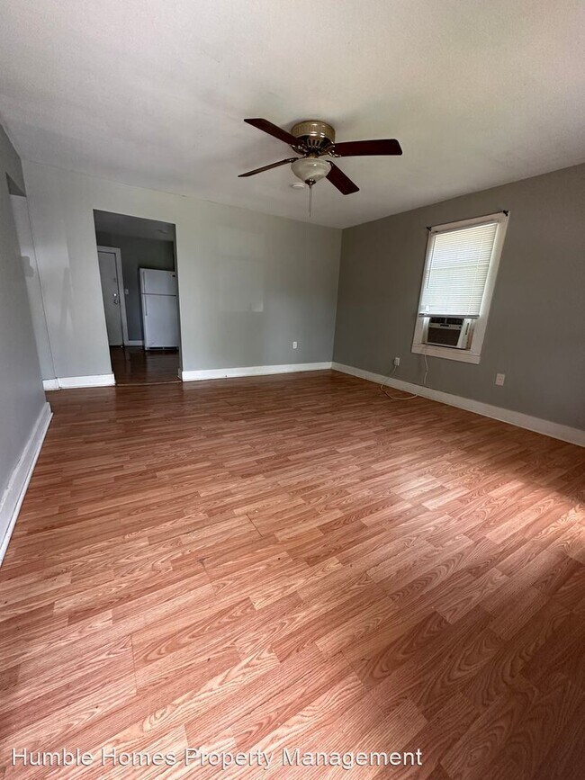 2 br, 1 bath House 312 Cherry St 312 Cherry Way Bowling Green KY