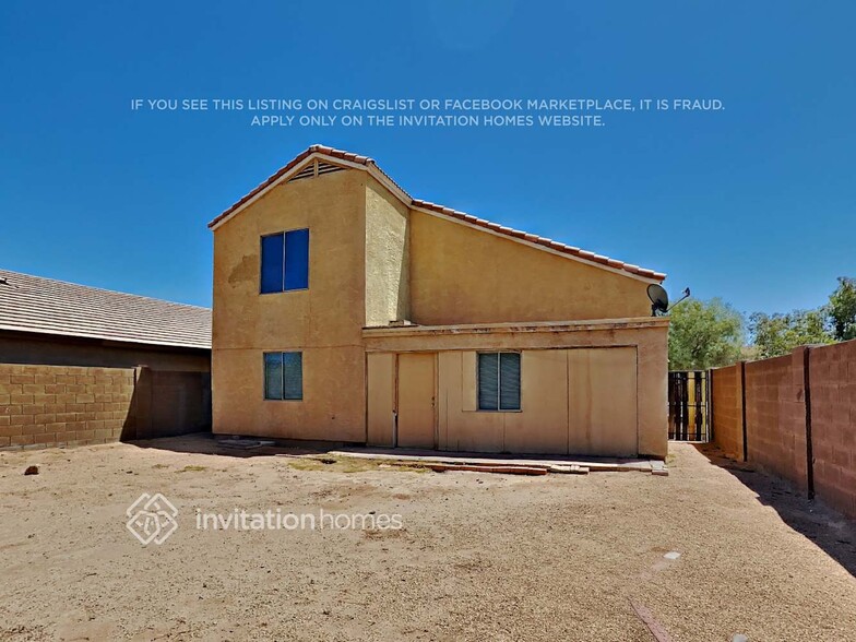 Building Photo - 5628 S 11th Dr