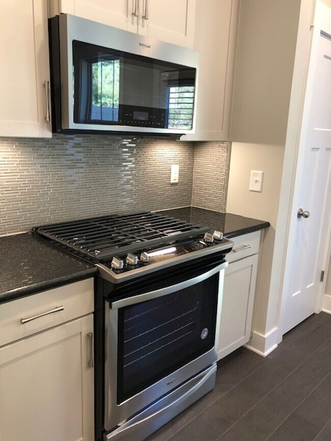 Building Photo - Brand New END UNIT North of Main St  3 miles from Downtown Greenville and I-385.