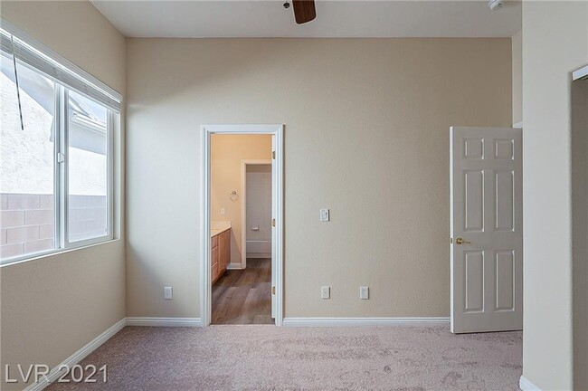 Building Photo - 7225 Fern Meadow St