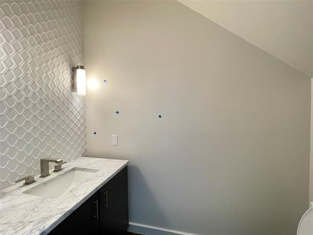 Building Photo - 4759 Algiers St