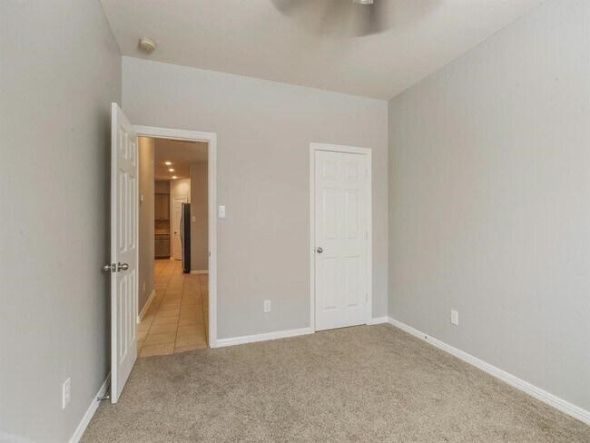 Building Photo - 5511 Wild Milberry Dr