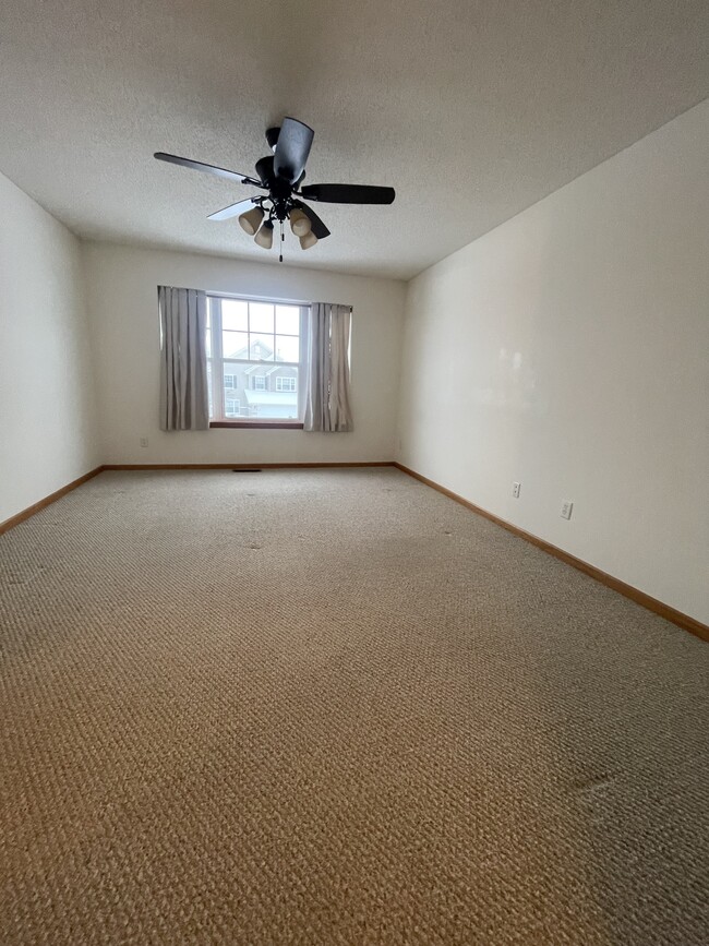 Building Photo - 17041 Embers Ave