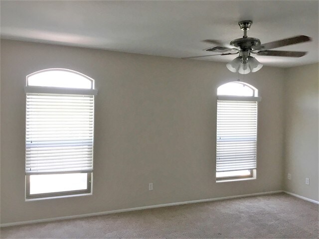 Building Photo - 2871 S 160th Ln