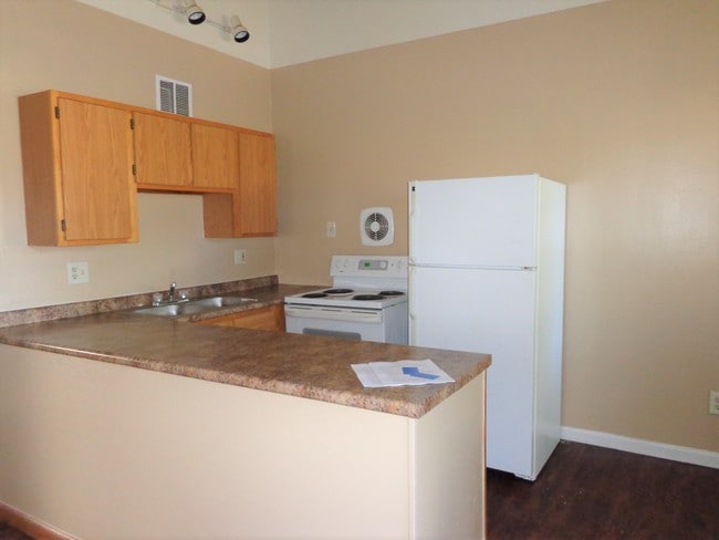 Building Photo - 891 Dawnview Ct