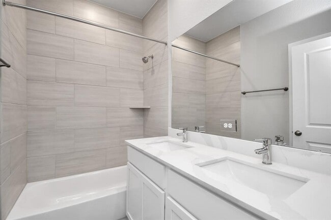 Building Photo - 7546 Terramar Bay Ln