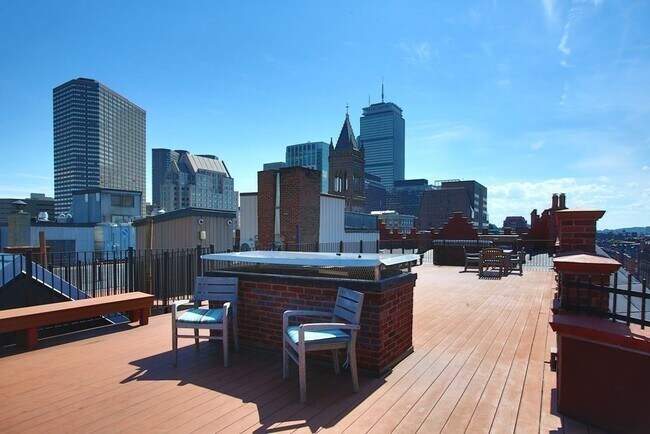 Building Photo - 271 Dartmouth St