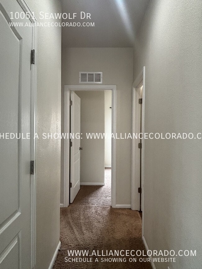 Building Photo - 10051 Seawolf Dr