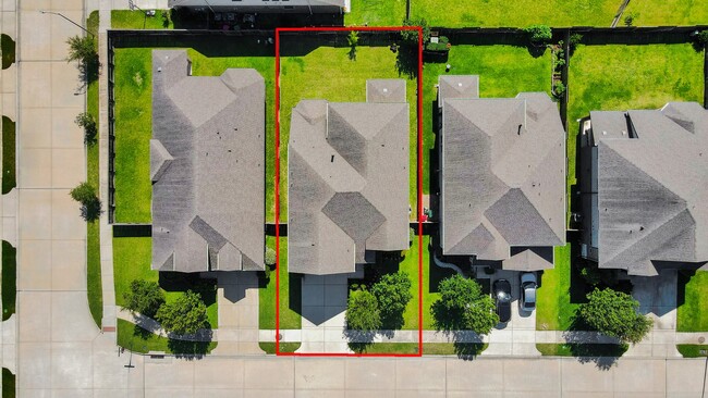 Building Photo - 2707 Brighton Willow Way