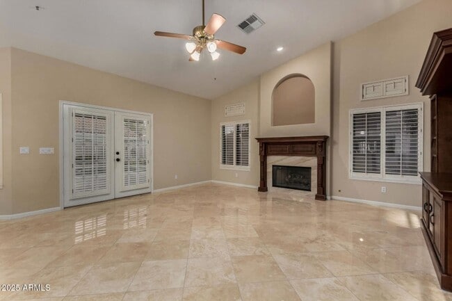 Building Photo - 4 Bedroom 2 Bathroom Scottsdale Ranch Home