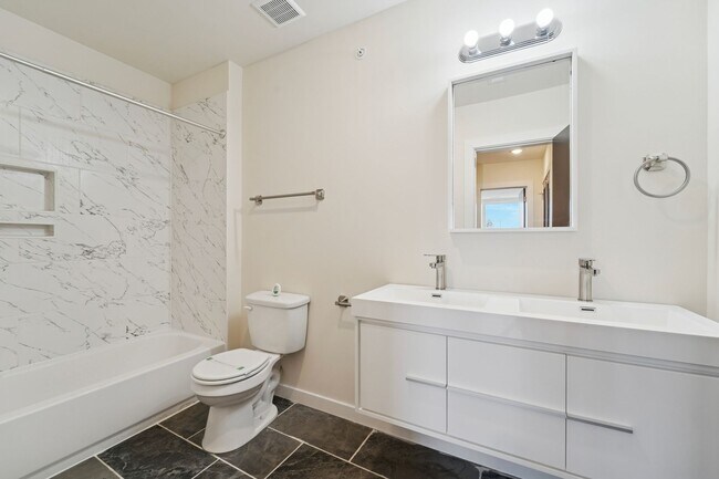 Building Photo - 4276 Parkside Ave