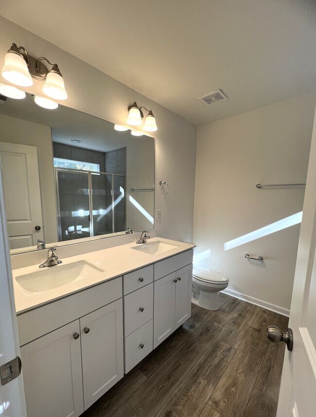 Building Photo - Brand New 3 Bedroom Townhome Available NOW...