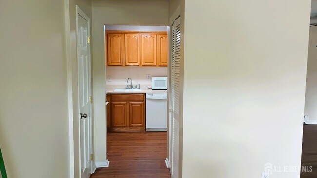 Building Photo - 117 Cricket Ln