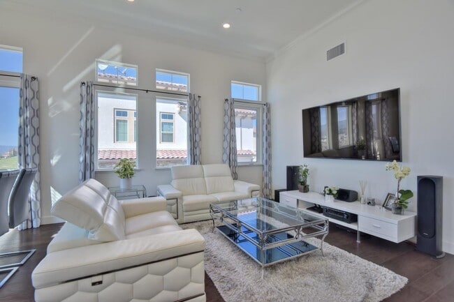 Building Photo - 3089 Valley of Hearts Delight Pl