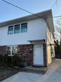 Building Photo - 34-22 Brookside St