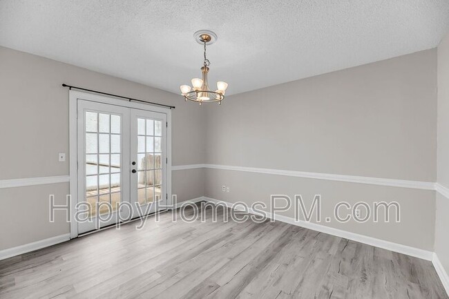 Building Photo - 51 Meander Row