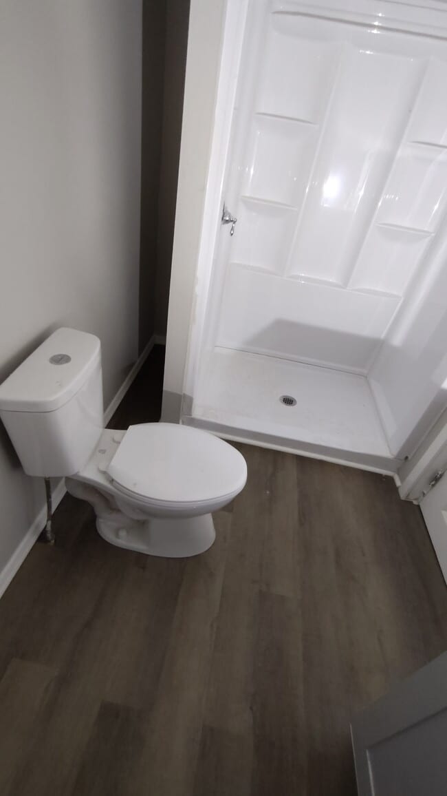 Building Photo - 1855 E Lippincott St