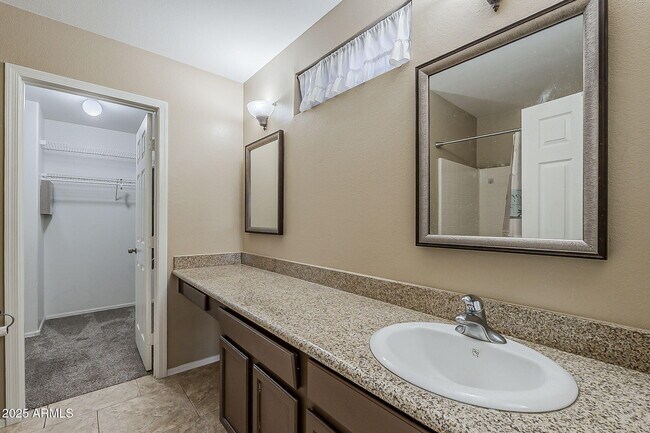 Building Photo - 11354 W Austin Thomas Dr