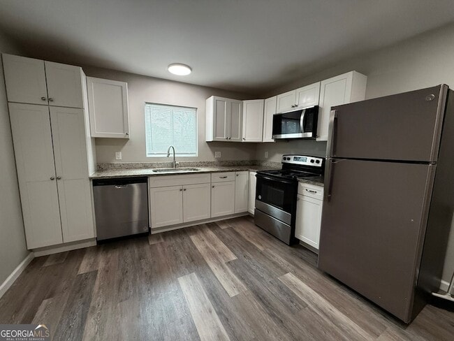 Building Photo - 30 E Kimble St