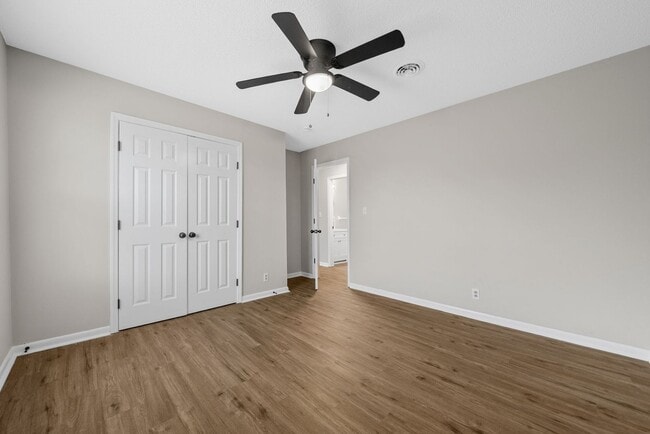 Building Photo - 125 Tandy Dr