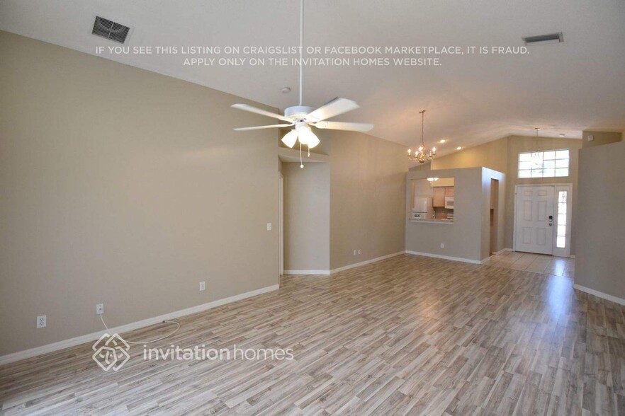 Building Photo - 4821 Sabal Harbour Dr