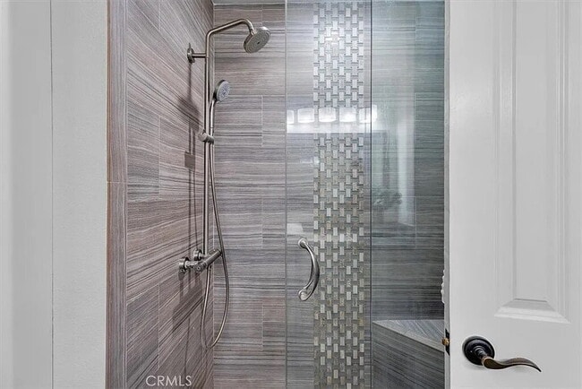 Building Photo - "Chic Hermosa Beach 1BR Apartment: 810 Sq ...