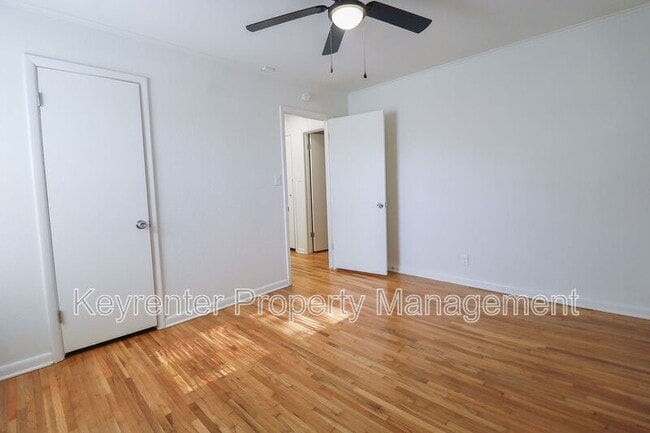 Building Photo - 622 E Xyler St