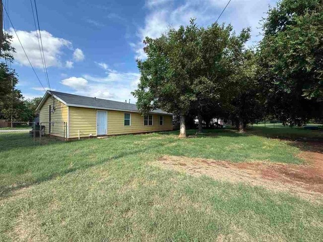 Building Photo - 1403 E Cortez Dr