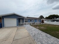 Building Photo - 1767 Valencia Ave