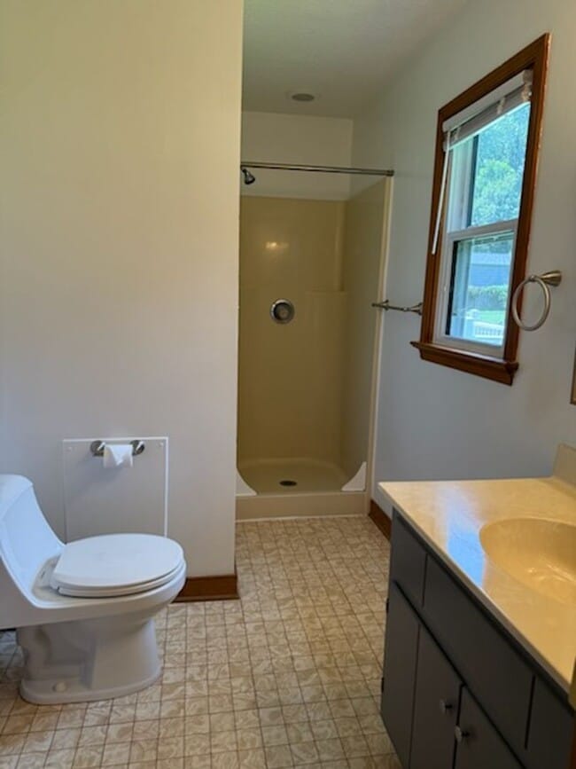 Building Photo - 3 Bedroom 2 Bath Rancher in Mechanicsville!