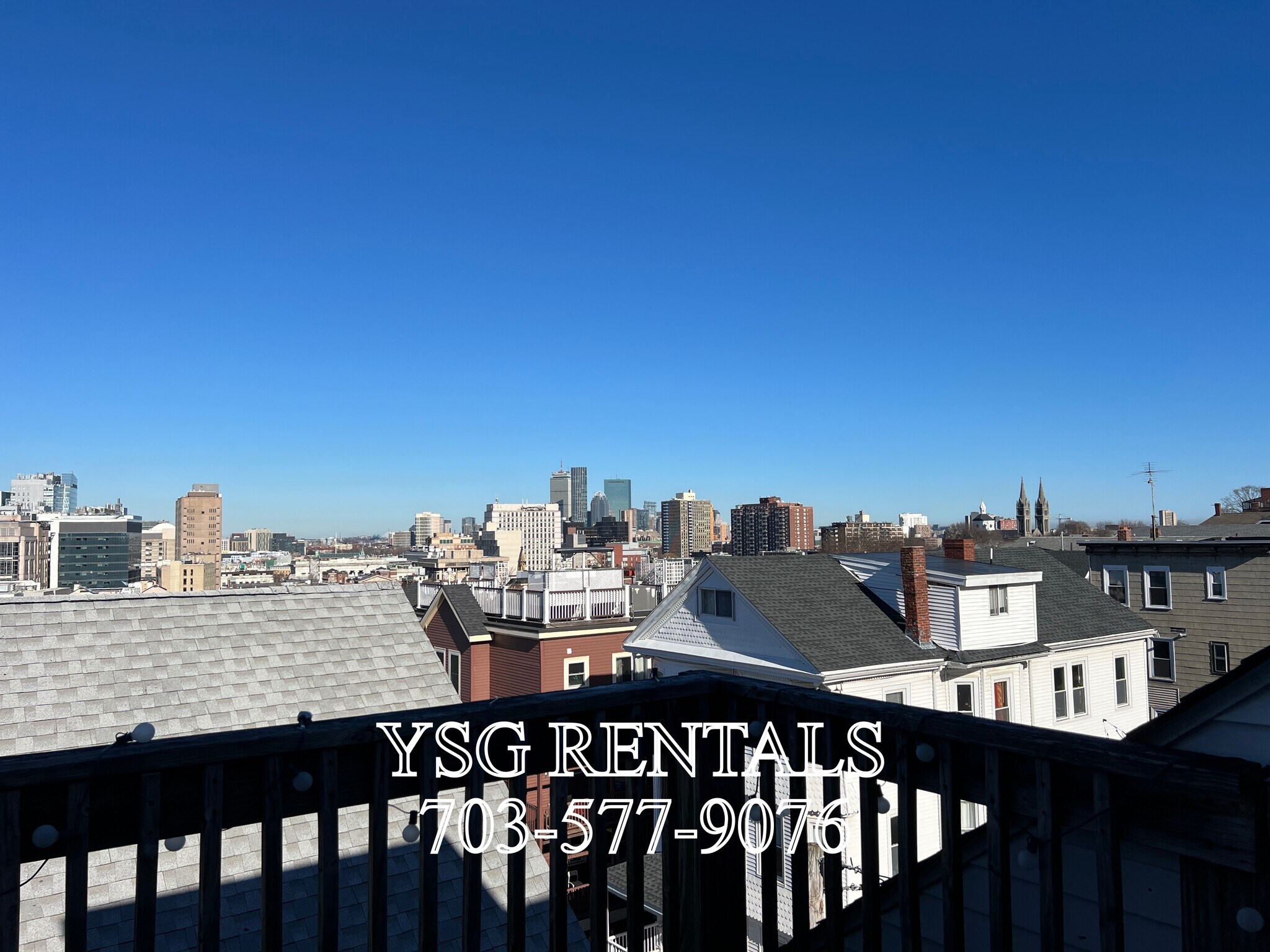 Building Photo - 9 Sunset St