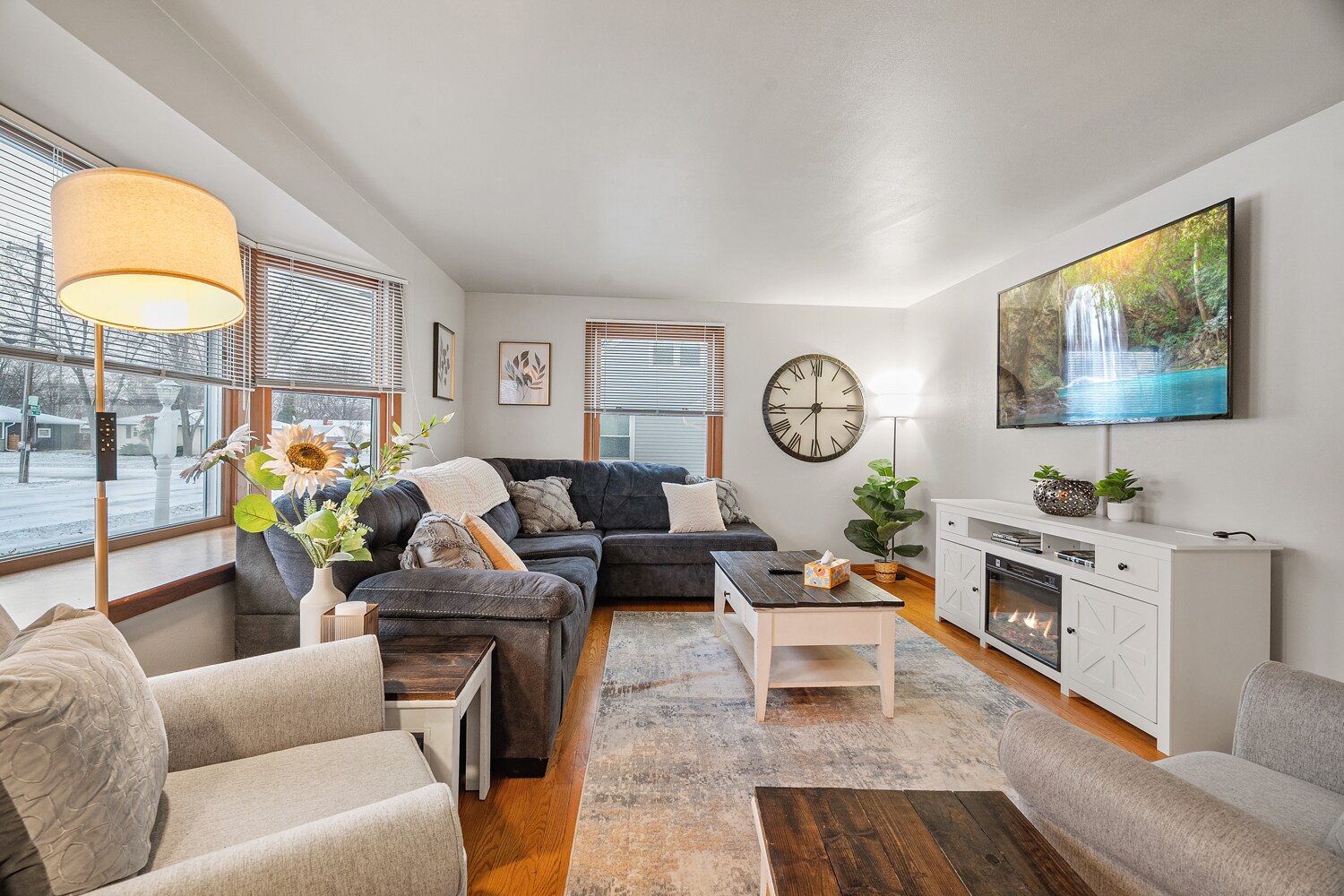 Building Photo - 1077 Liberty St