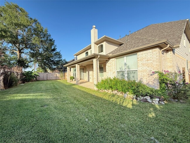 Building Photo - 4442 Chestnut Cir