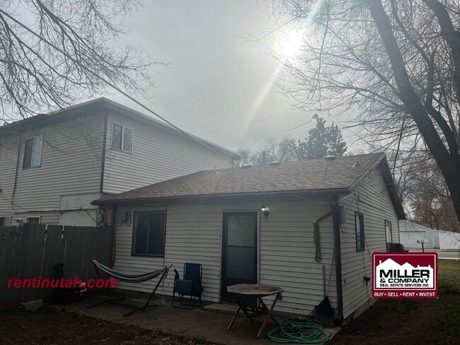 Building Photo - 265 Rigdon Ave