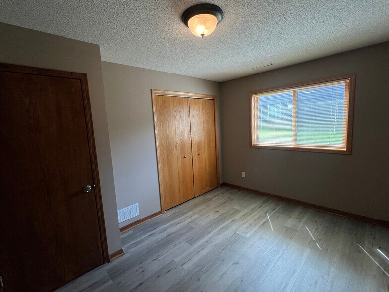 Building Photo - 4702 Manor Brook Dr NW