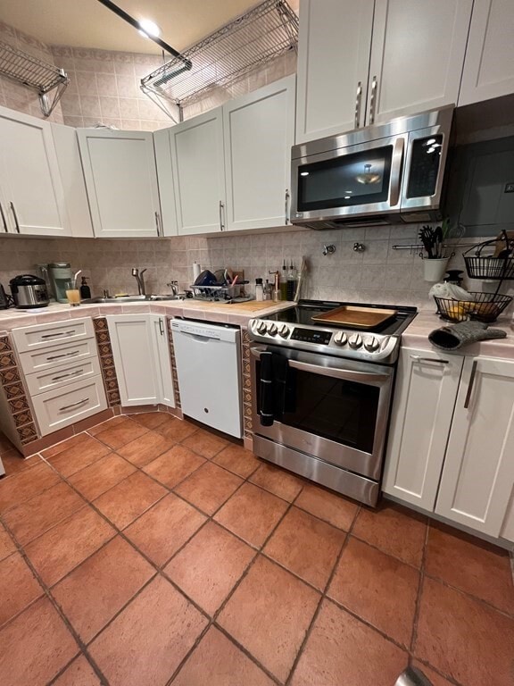 Primary Photo - 521 Beacon St