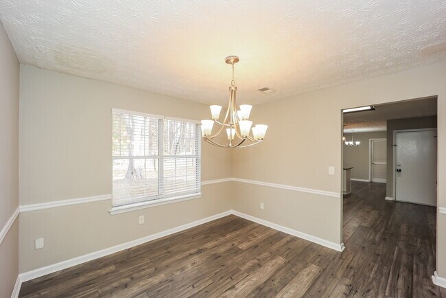 Building Photo - 5476 Perching Pl