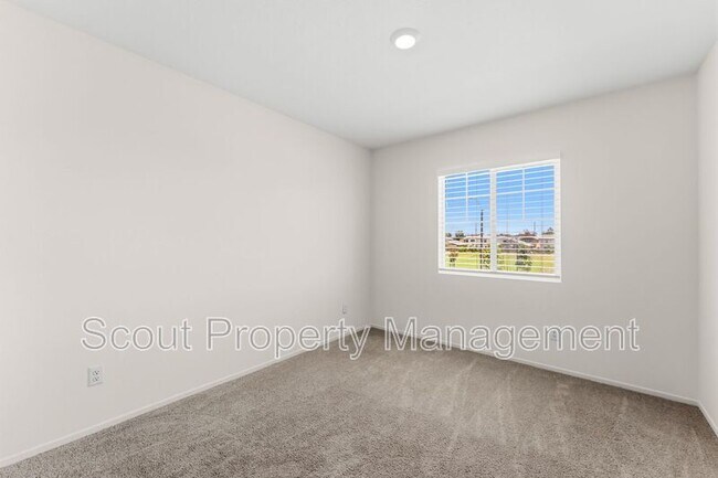 Building Photo - 28841 Cutlass St