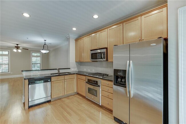 Building Photo - 2748 Wander Ln