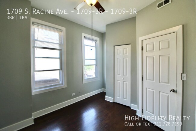 Building Photo - 1709 S Racine Ave