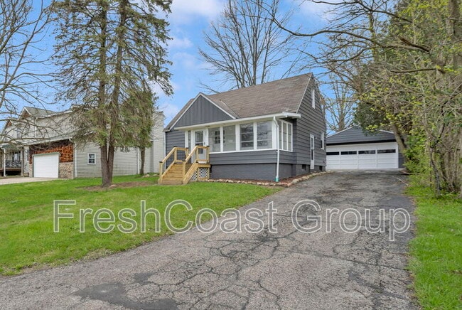 Building Photo - 12931 Fruitside Rd