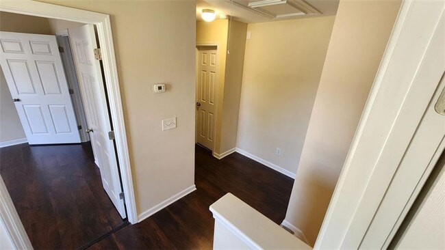 Building Photo - 5670 Winter Bluff Way NE