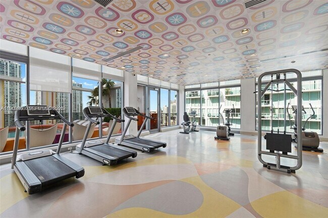 Building Photo - 31 SE 6th St