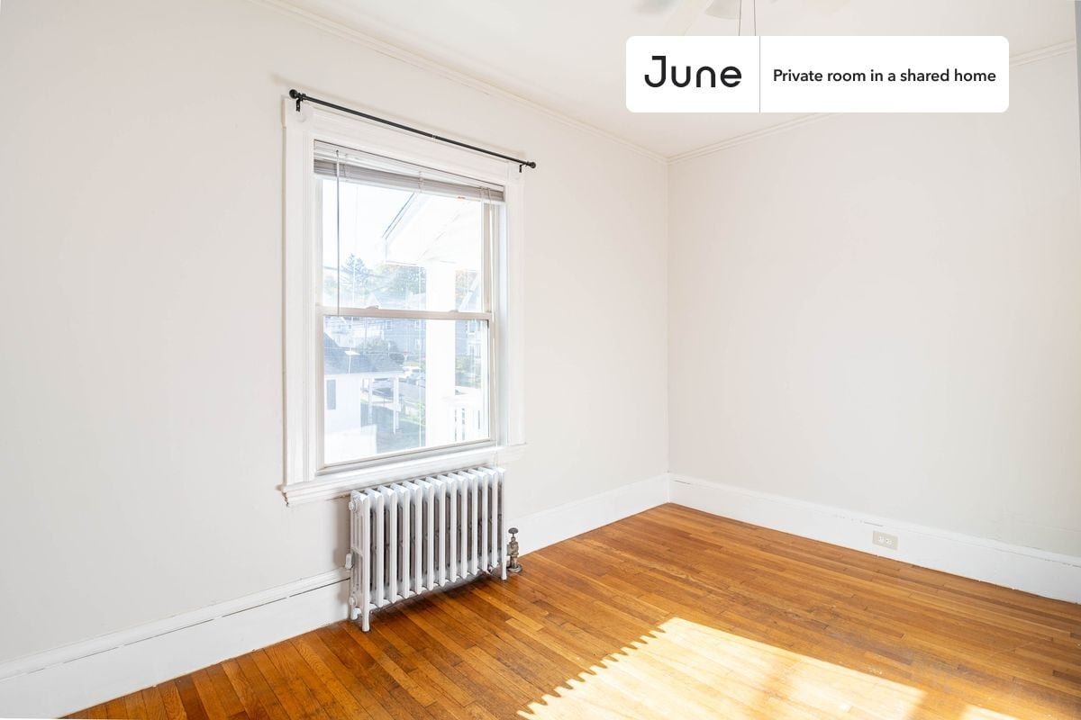 Building Photo - Room in Shared 7 bed/2 bath home in Brighton