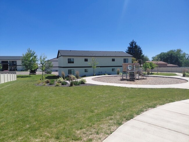 Building Photo - 2707 Blackfoot Ln