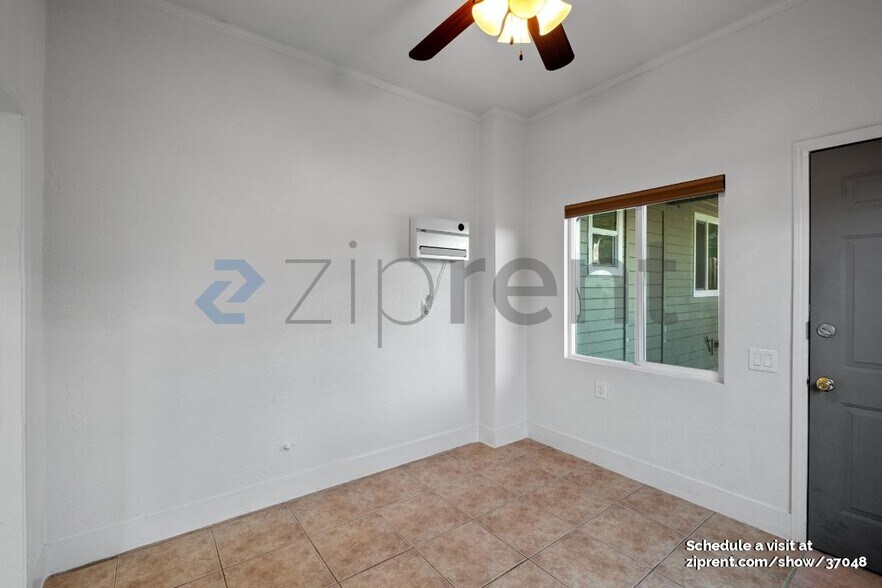 Building Photo - 1323 Monterey Ave