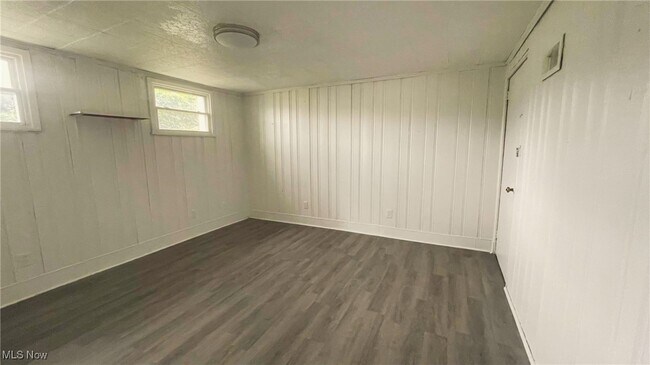 Building Photo - 2514 Sunset Blvd