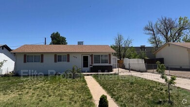 Building Photo - 2870 Aster St