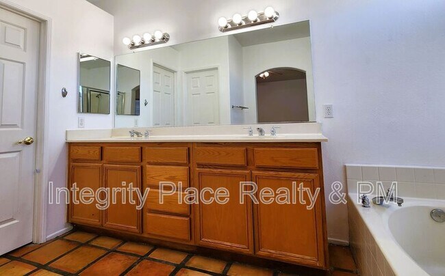 Building Photo - 29968 Rose Blossom Dr