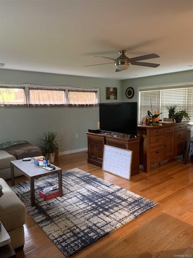 Building Photo - 322 Sunset Hill Rd E